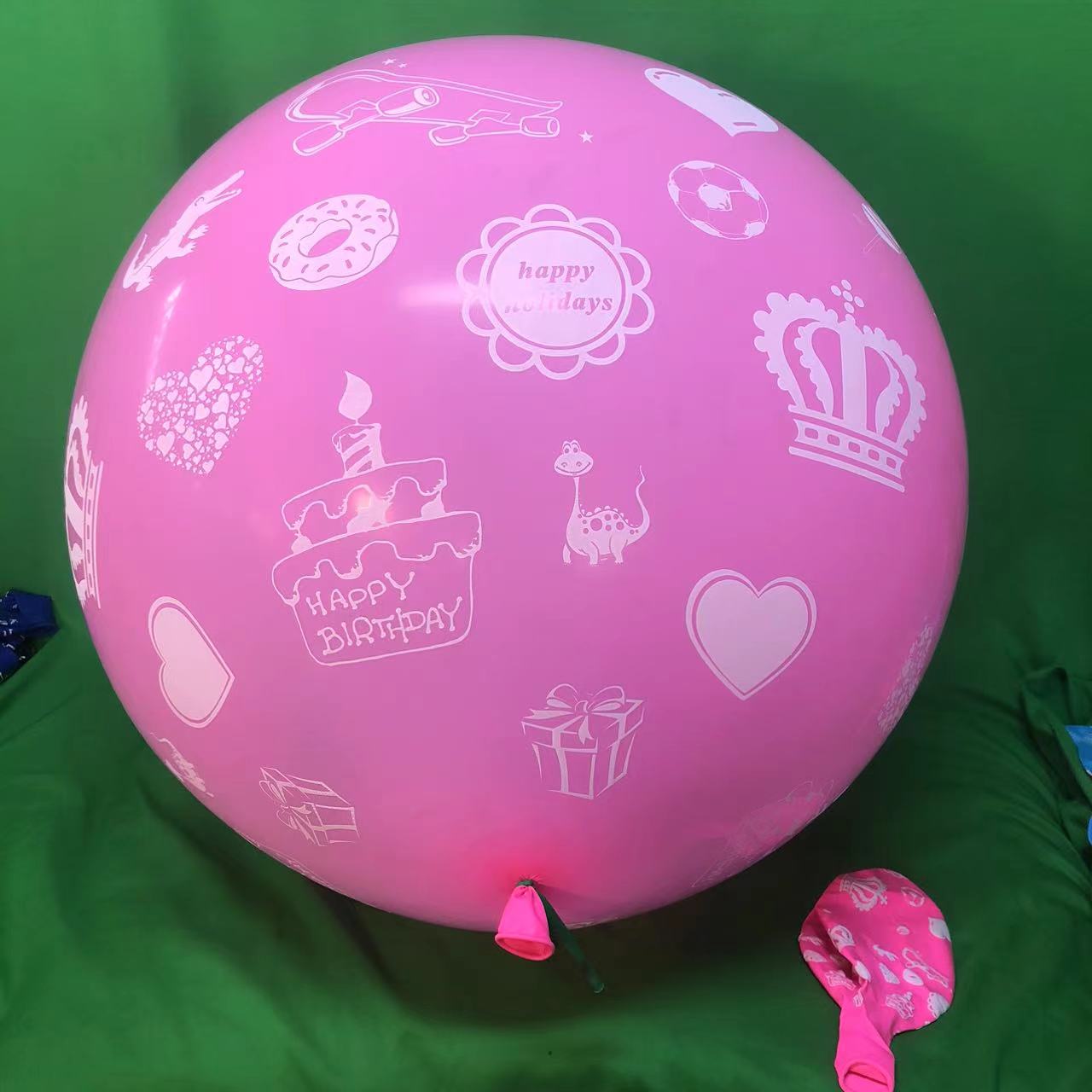 Latex balloons printed “Football ” in Comercial Persan